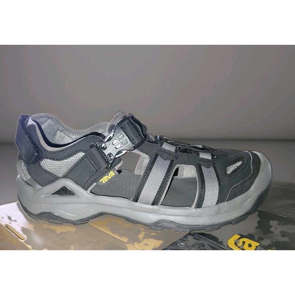 New In Box Teva Men's Omnium 2 Hybrid Water Shoes (Size 12)
